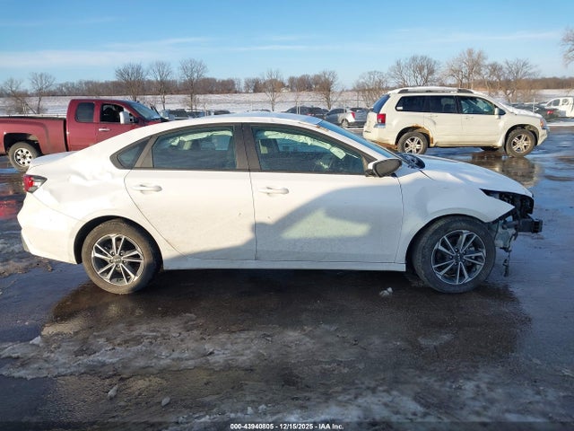 2024 Kia Forte Lxs მანქანა იყიდება აუქციონზე, vin: 3KPF24AD7RE760265, აუქციონის ნომერი: 43940805