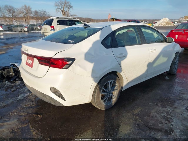 2024 Kia Forte Lxs მანქანა იყიდება აუქციონზე, vin: 3KPF24AD7RE760265, აუქციონის ნომერი: 43940805