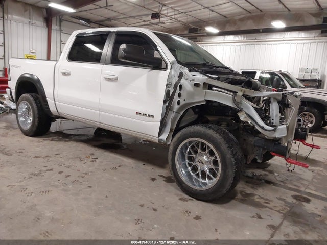 Aukcja sprzedaży 2021 Ram 1500 Big Horn  4x4 5'7 Box, vin: 1C6SRFFT0MN808609, numer aukcji: 43940818