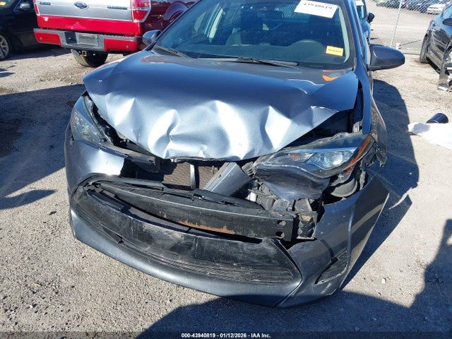 Продажа на аукционе авто 2018 Toyota Corolla Le, vin: 2T1BURHEXJC105069, номер лота: 43940819