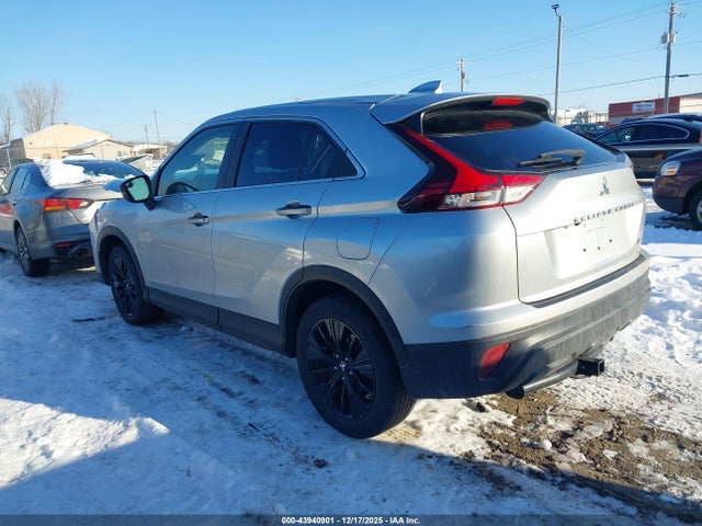 2022 MITSUBISHI ECLIPSE CROSS JA4ATVAA9NZ055673 Photo 2