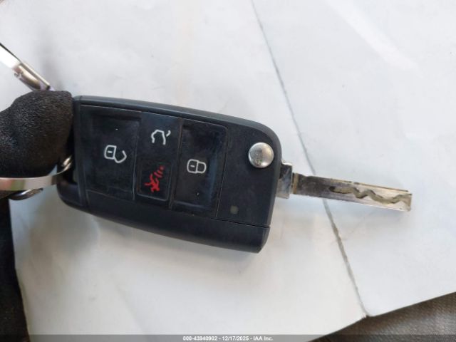 2019 VOLKSWAGEN TIGUAN 3VV0B7AX2KM017818 Photo 10