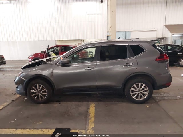Nissan ROGUE SV 2019 5N1AT2MV4KC700758 Image 14