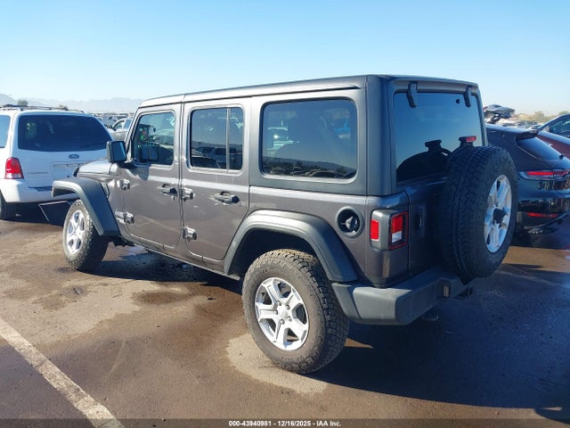 1C4HJXDG0MW505085 Jeep Wrangler Unlimited Sport S 4x4