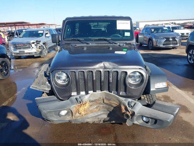 1C4HJXDG0MW505085 Jeep Wrangler Unlimited Sport S 4x4