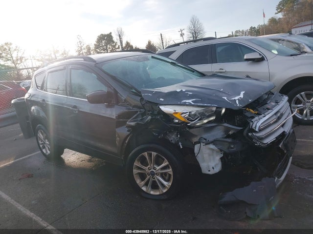 Продаж на аукціоні авто 2017 Ford Escape Se, vin: 1FMCU9GD6HUE50816, номер лоту: 43940982