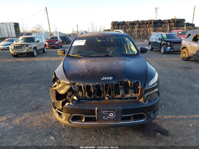 1C4PJMDS5GW334028 Jeep Cherokee Limited