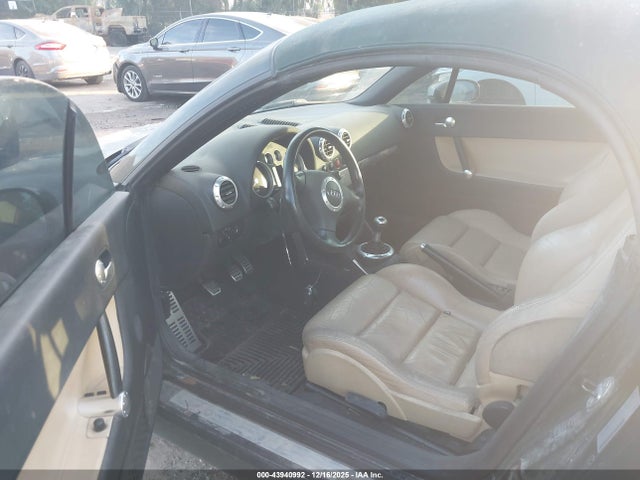 2003 AUDI TT TRUUT28N331009767 Photo 4