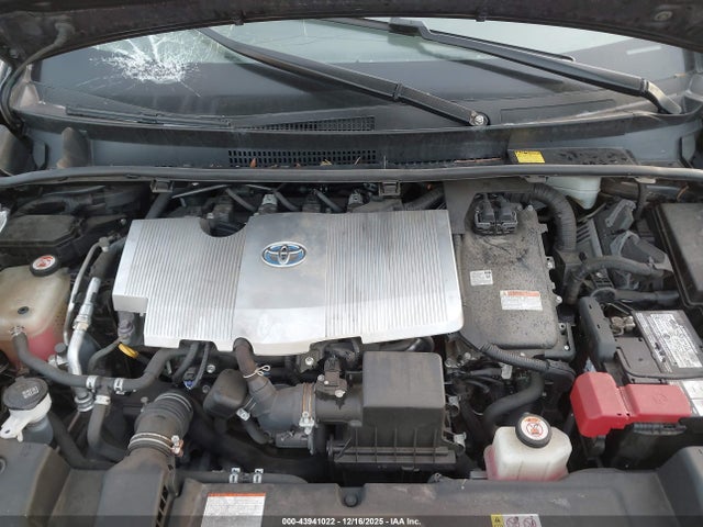 JTDKARFU0J3551646 Toyota Prius Three