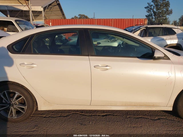 3KPF24AD1RE767308 KIA Forte Lxs
