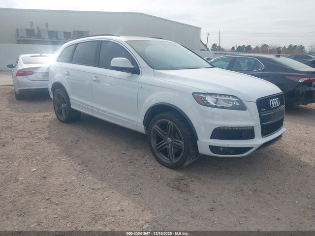 2014 AUDI Q7 WA1WMAFEXED018569 Photo 0