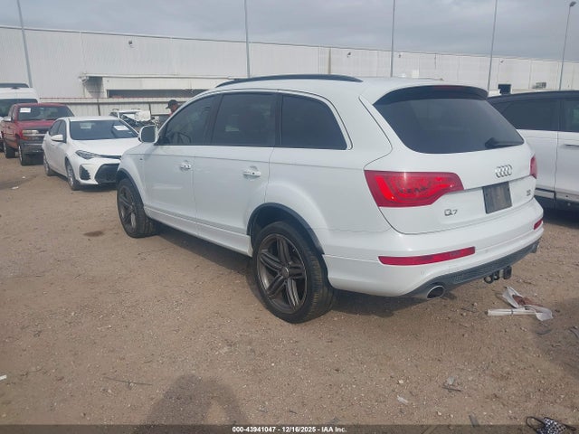 2014 AUDI Q7 WA1WMAFEXED018569 Photo 2