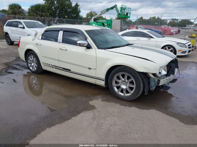 2009 CHRYSLER 300C 2C3KA63T39H562373
