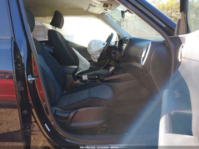 2021 KIA SOUL KNDJ23AU0M7781570 Photo 4