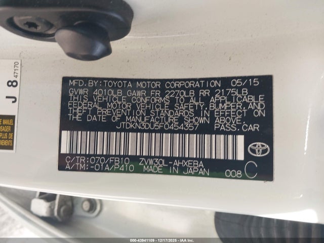 Toyota Prius Two 2015 JTDKN3DU5F0454357 Image 9
