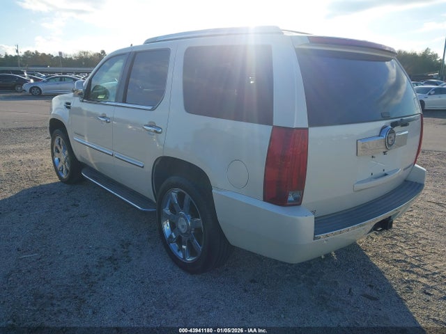 2007 CADILLAC ESCALADE 1GYEC63867R402364 Photo 2