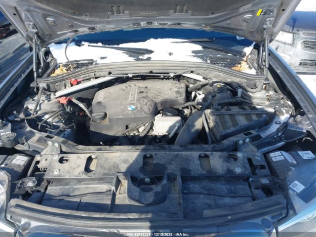 2017 BMW X3 5UXWX9C31H0W75334 Photo 9