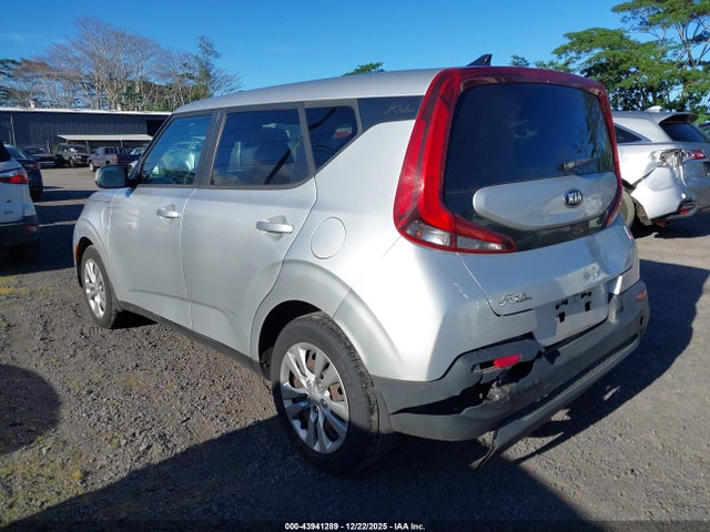 KIA SOUL LX 2021 KNDJ23AU7M7756097 Image 3