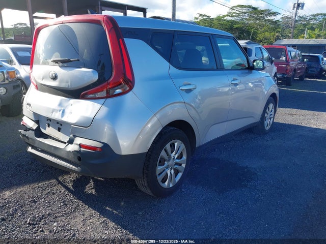 KIA SOUL LX 2021 KNDJ23AU7M7756097 Image 4