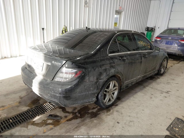 2012 Mercedes-benz C 300 Sport 4matic მანქანა იყიდება აუქციონზე, vin: WDDGF8BB6CF873463, აუქციონის ნომერი: 43941321