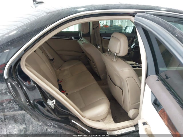 2012 Mercedes-benz C 300 Sport 4matic მანქანა იყიდება აუქციონზე, vin: WDDGF8BB6CF873463, აუქციონის ნომერი: 43941321