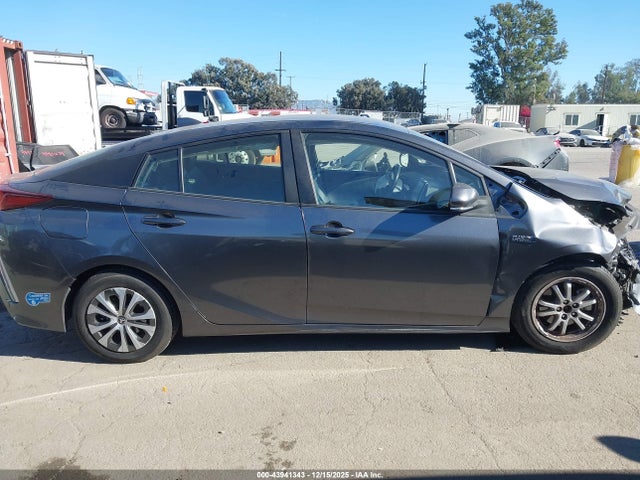 Toyota Prius Prime Xle 2021 JTDKAMFP6M3167775 Image 13