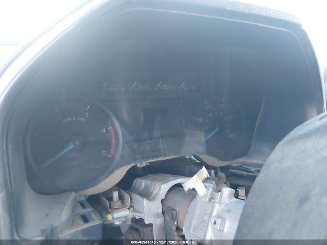 Ford F-550 Chassis Xl 2017 1FDUF5GT1HEE29462 Image 6