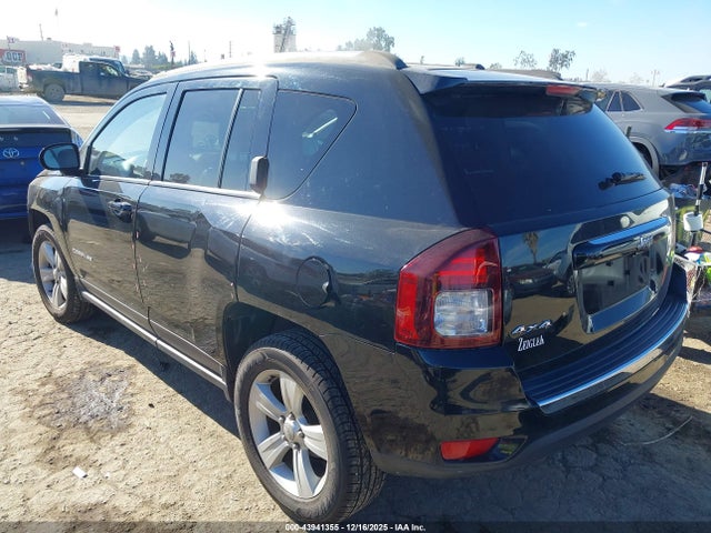 Jeep Compass High Altitude Edition 2015 1C4NJDEB6FD259100 Image 3