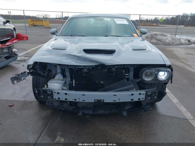 2C3CDZFJXMH521173 Dodge Challenger R/t Scat Pack Widebody