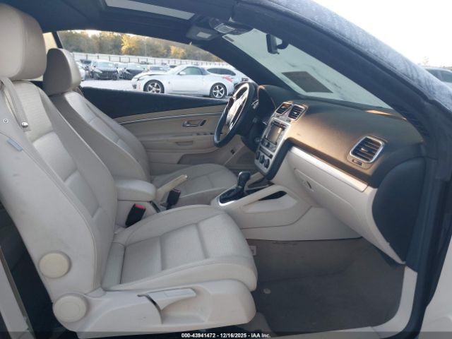 2015 VOLKSWAGEN EOS WVWBW8AH2FV004198 Photo 4