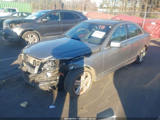 2011 MERCEDES-BENZ C 300 WDDGF8BB6BR156073 Photo 1