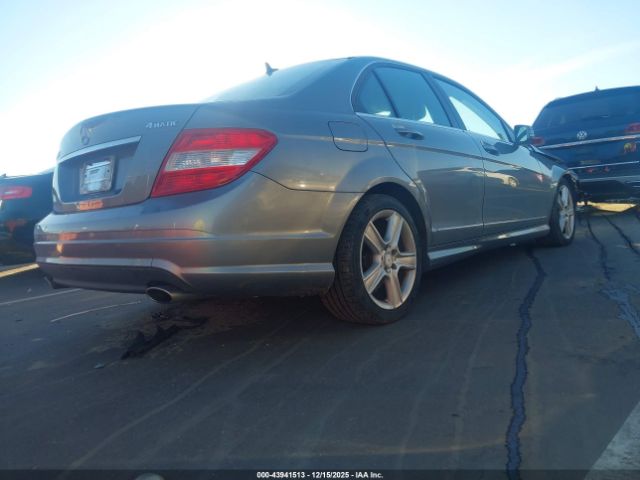 2011 MERCEDES-BENZ C 300 WDDGF8BB6BR156073 Photo 3