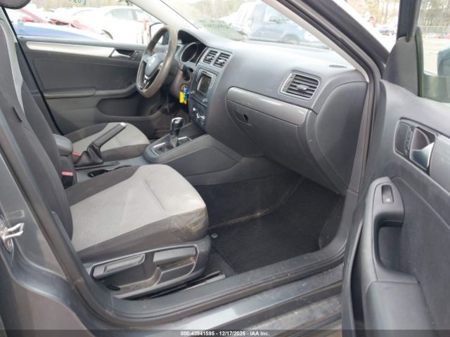 2017 VOLKSWAGEN JETTA 3VW2B7AJ3HM301418 Photo 4