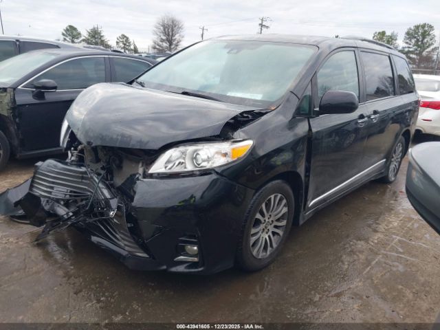 2020 TOYOTA SIENNA 5TDYZ3DC4LS078555 Photo 1