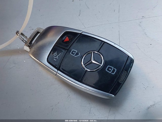 WDDUG8DB3KA474213 Mercedes-Benz S 560