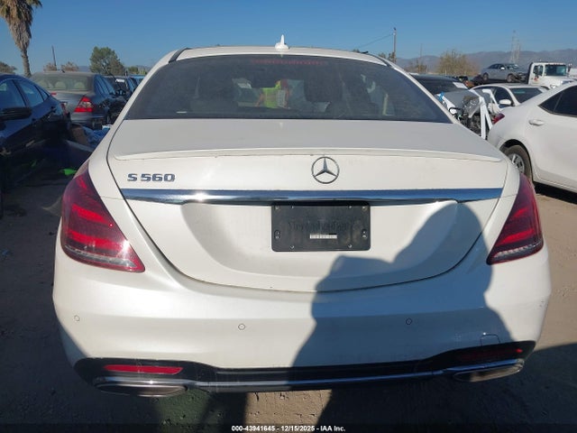 WDDUG8DB3KA474213 Mercedes-Benz S 560
