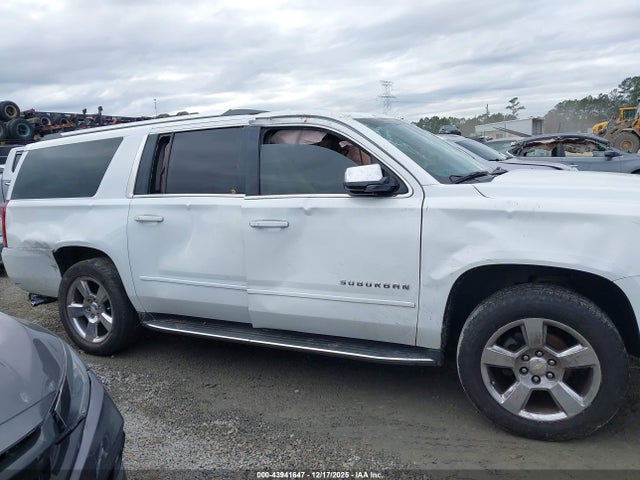 Aukcja sprzedaży 2017 Chevrolet Suburban Premier, vin: 1GNSCJKC9HR171311, numer aukcji: 43941647