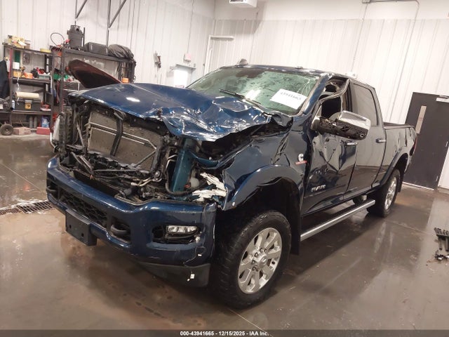 43941665 :رقم المزاد ، 3C6UR5FL6MG583365 vin ، 2021 Ram 2500 Laramie  4x4 6'4 Box مزاد بيع