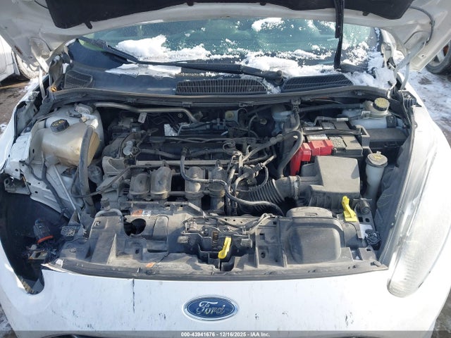 43941676 :رقم المزاد ، 3FADP4BJ9JM127960 vin ، 2018 Ford Fiesta Se مزاد بيع