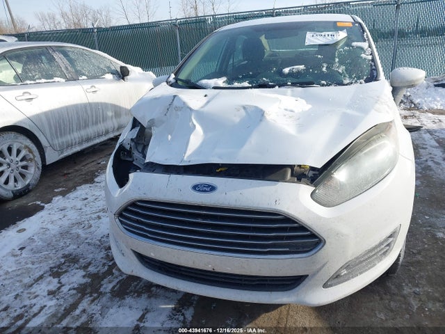 43941676 :رقم المزاد ، 3FADP4BJ9JM127960 vin ، 2018 Ford Fiesta Se مزاد بيع