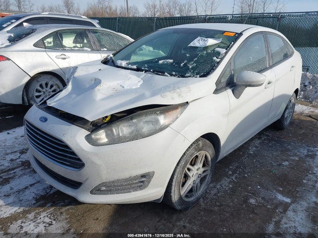43941676 :رقم المزاد ، 3FADP4BJ9JM127960 vin ، 2018 Ford Fiesta Se مزاد بيع