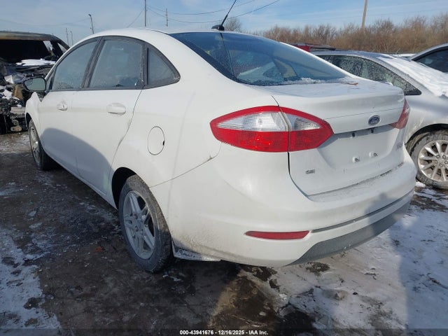 43941676 :رقم المزاد ، 3FADP4BJ9JM127960 vin ، 2018 Ford Fiesta Se مزاد بيع