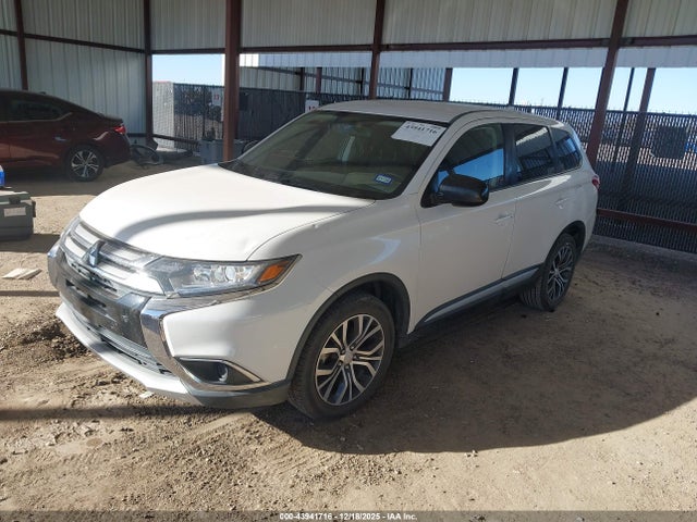 2017 MITSUBISHI OUTLANDER JA4AD2A30HZ041730 Photo 1