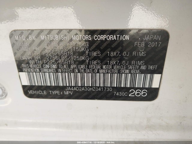 2017 MITSUBISHI OUTLANDER JA4AD2A30HZ041730 Photo 8