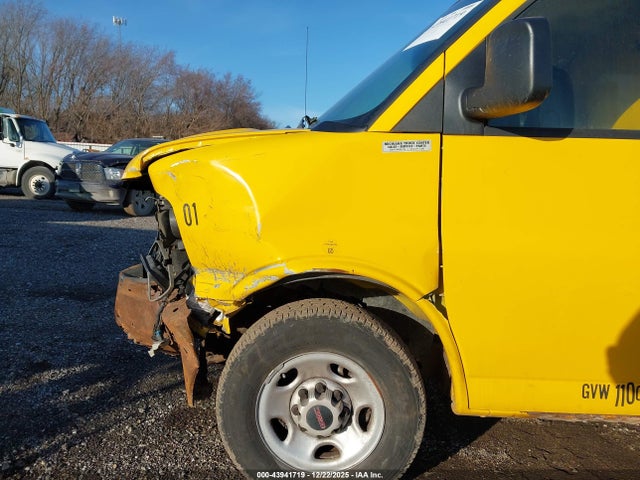 2005 Gmc Savana Cutaway Standard მანქანა იყიდება აუქციონზე, vin: 1GDGG31V851909428, აუქციონის ნომერი: 43941719