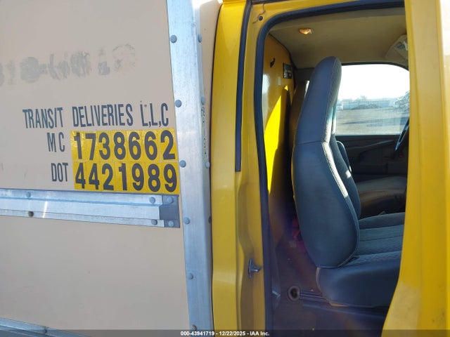 2005 Gmc Savana Cutaway Standard მანქანა იყიდება აუქციონზე, vin: 1GDGG31V851909428, აუქციონის ნომერი: 43941719