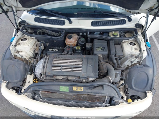 2004 MINI COOPER S WMWRE33404TD76145 Photo 9