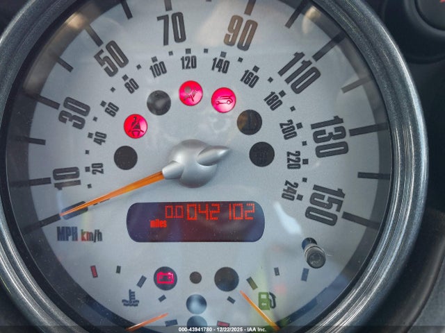 2004 MINI COOPER S WMWRE33404TD76145 Photo 6