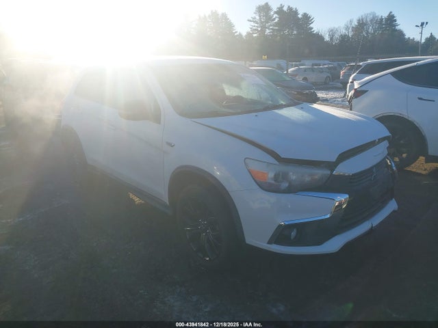2017 MITSUBISHI OUTLANDER SPORT JA4AR3AU4HZ044677 Photo 0