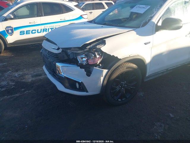 2017 MITSUBISHI OUTLANDER SPORT JA4AR3AU4HZ044677 Photo 5